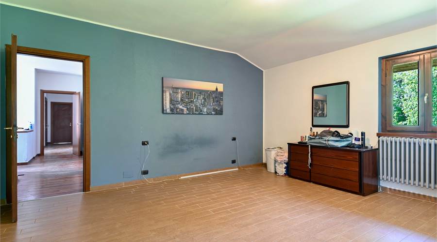 Photo 48