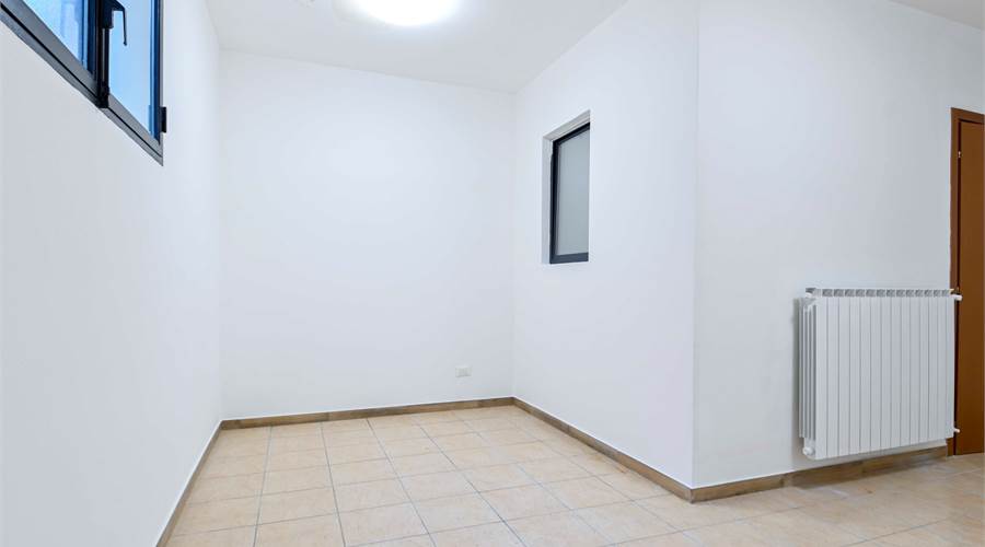 Photo 38